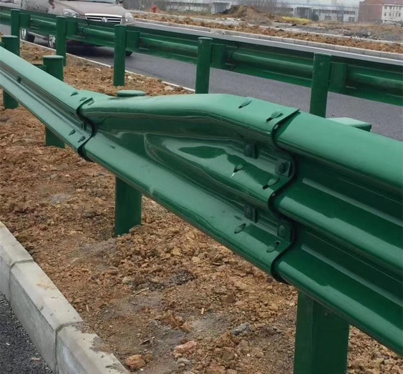 兩波護(hù)欄板